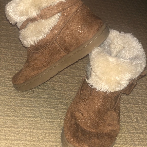 Girl Boots - Picture 1 of 5